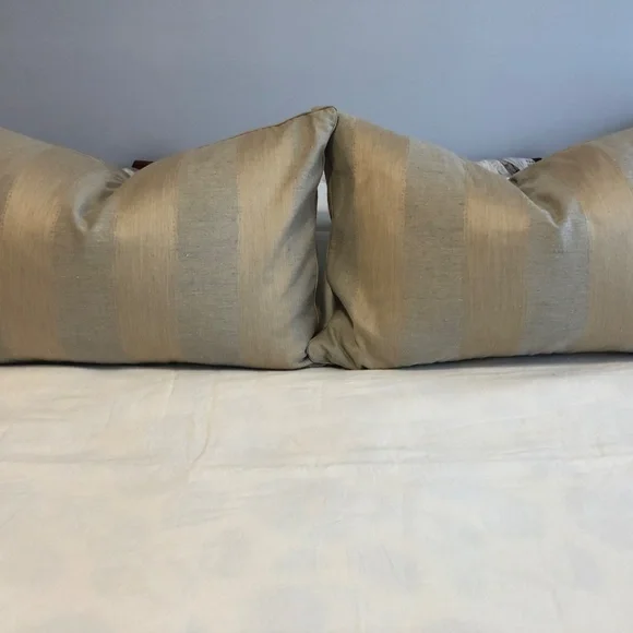 Set of 2 Anichini 100% silk pillows stripe beige grey tan with inserts neutral